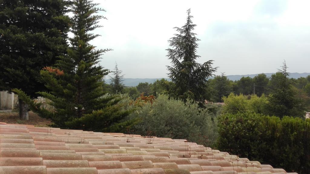 Lauris La Petite Maison De Marie Louise מראה חיצוני תמונה