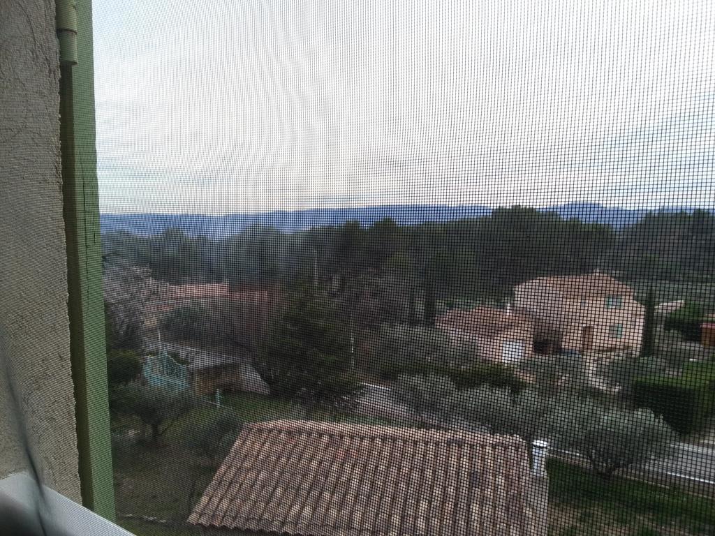 Lauris La Petite Maison De Marie Louise מראה חיצוני תמונה