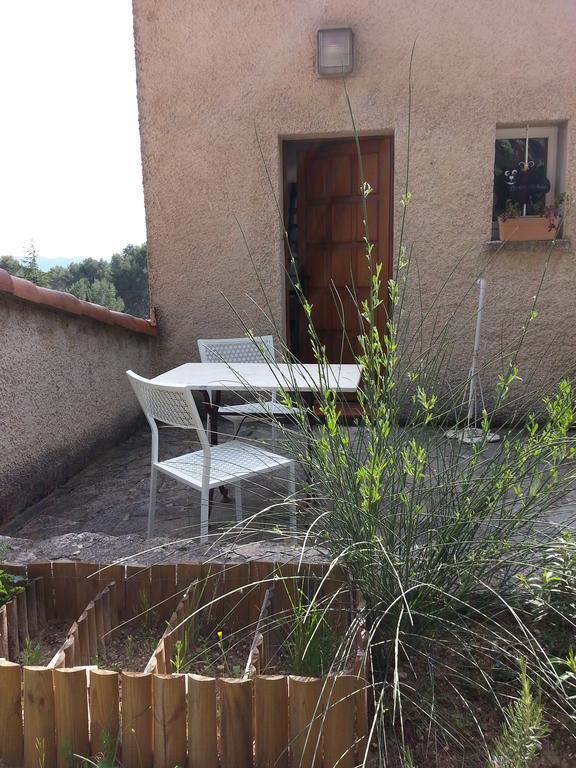 Lauris La Petite Maison De Marie Louise מראה חיצוני תמונה